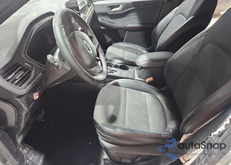 2025 Ford Escape St Line z USA, uszkodzony, nr VIN 1FMCU0MN6SUB43744